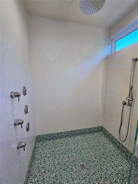 В аренду: $5,700 (3 спален, 2 ванн, 1599 Квадратных фут)