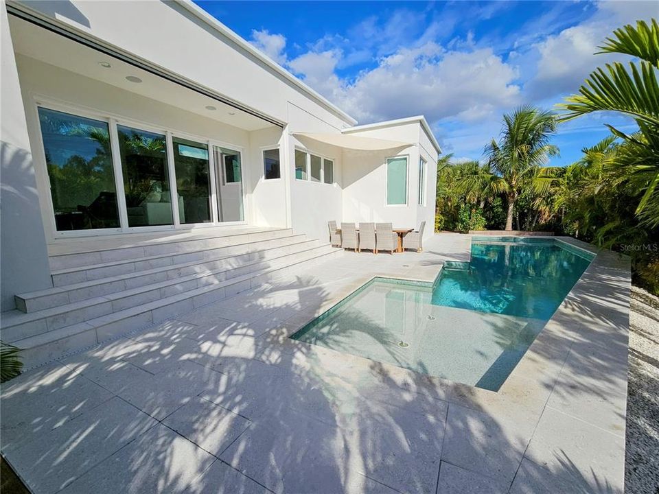 В аренду: $5,700 (3 спален, 2 ванн, 1599 Квадратных фут)