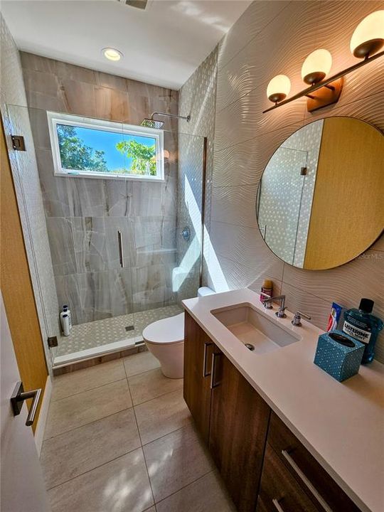 В аренду: $5,700 (3 спален, 2 ванн, 1599 Квадратных фут)