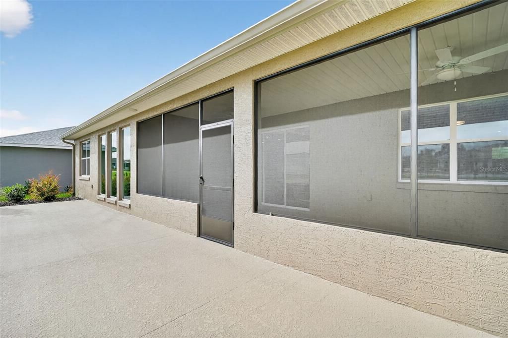 Activo con contrato: $349,900 (2 camas, 2 baños, 1703 Pies cuadrados)