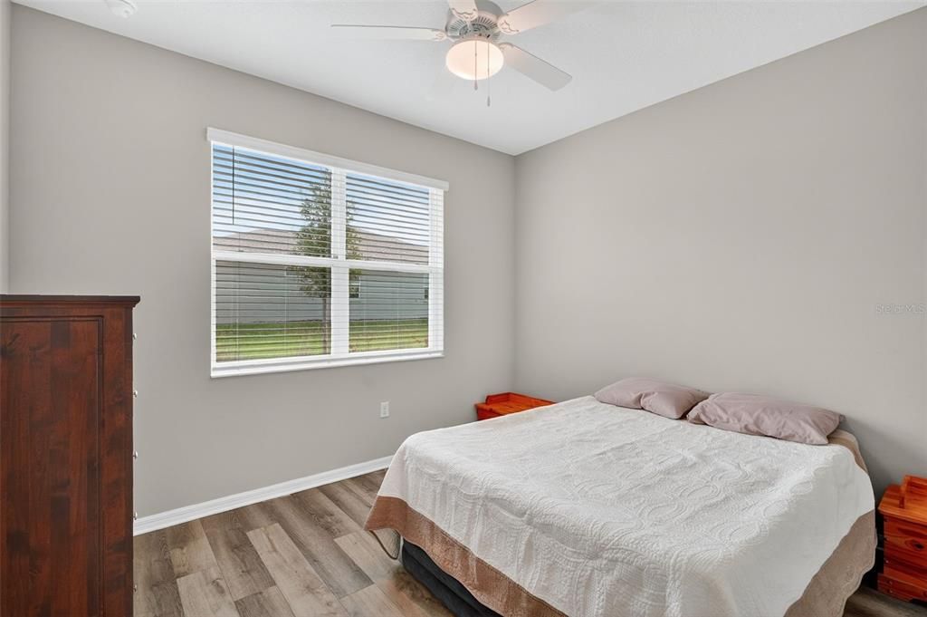 Activo con contrato: $349,900 (2 camas, 2 baños, 1703 Pies cuadrados)