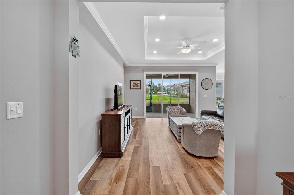 Activo con contrato: $349,900 (2 camas, 2 baños, 1703 Pies cuadrados)