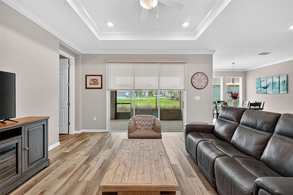 Activo con contrato: $349,900 (2 camas, 2 baños, 1703 Pies cuadrados)