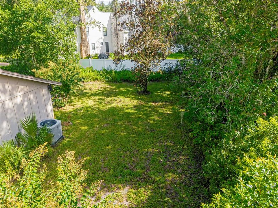 合同活跃: $260,000 (3 贝兹, 2 浴室, 1380 平方英尺)