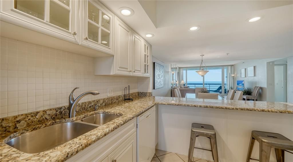 For Sale: $1,299,000 (2 beds, 2 baths, 1503 Square Feet)