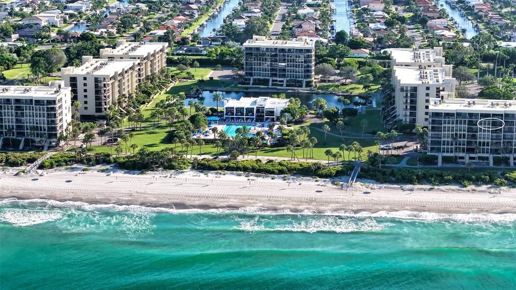 For Sale: $1,299,000 (2 beds, 2 baths, 1503 Square Feet)