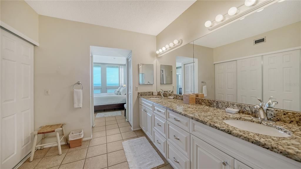 For Sale: $1,299,000 (2 beds, 2 baths, 1503 Square Feet)