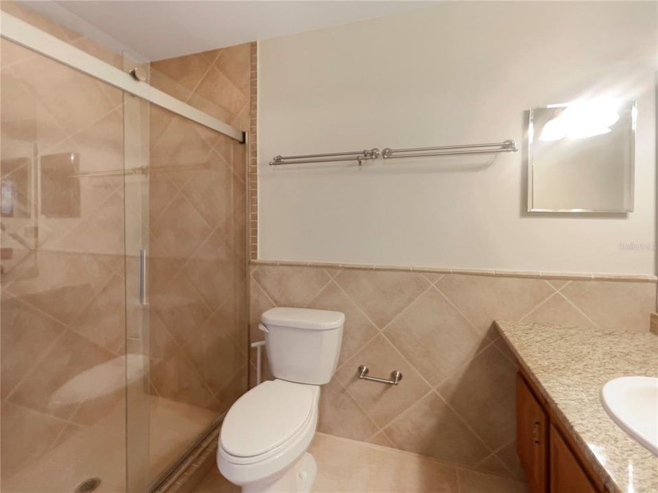 На продажу: $270,000 (2 спален, 2 ванн, 1196 Квадратных фут)