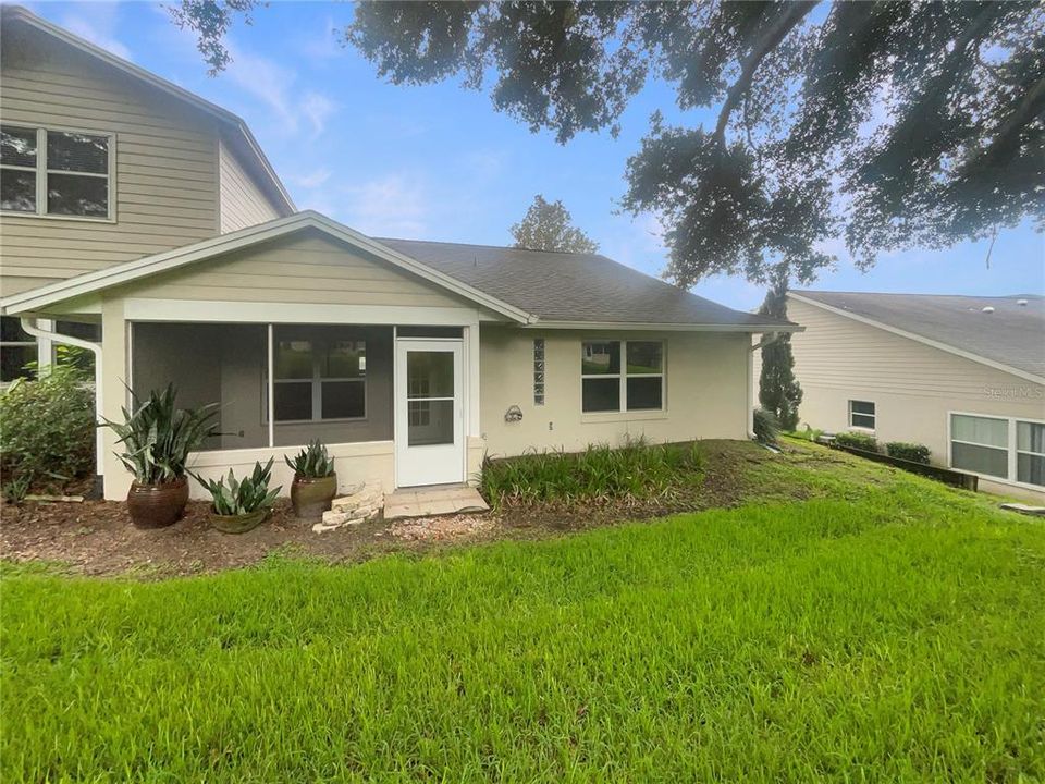 На продажу: $270,000 (2 спален, 2 ванн, 1196 Квадратных фут)