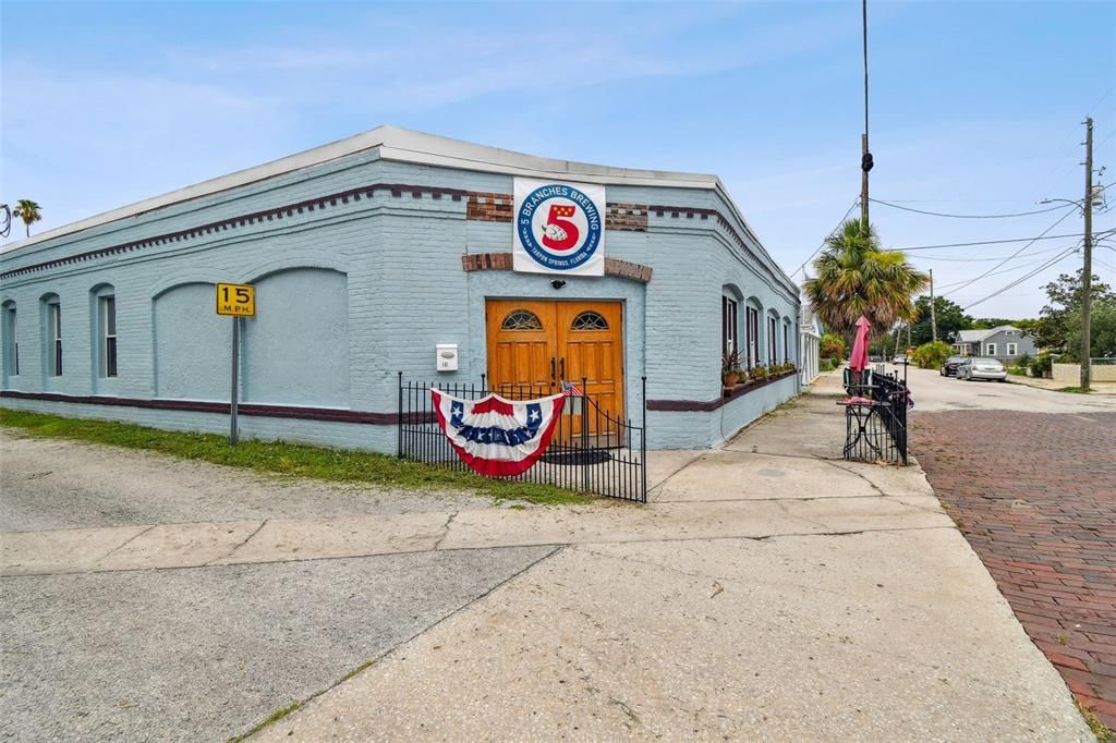 待售: $615,000 (0 贝兹, 0 浴室, 3550 平方英尺)