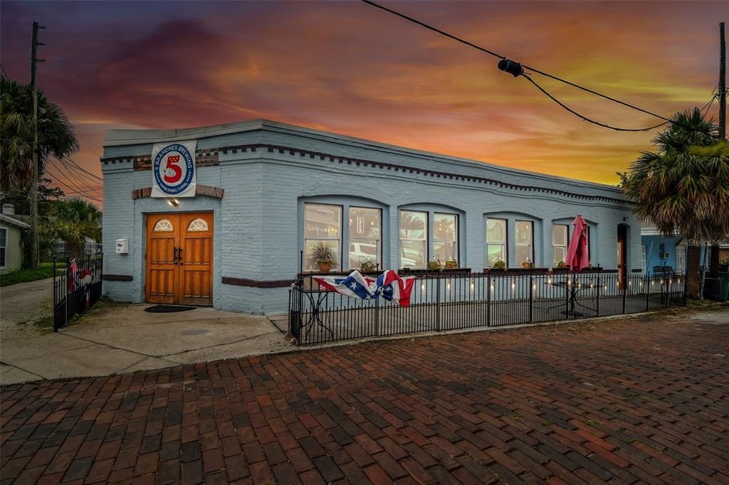 待售: $615,000 (0 贝兹, 0 浴室, 3550 平方英尺)