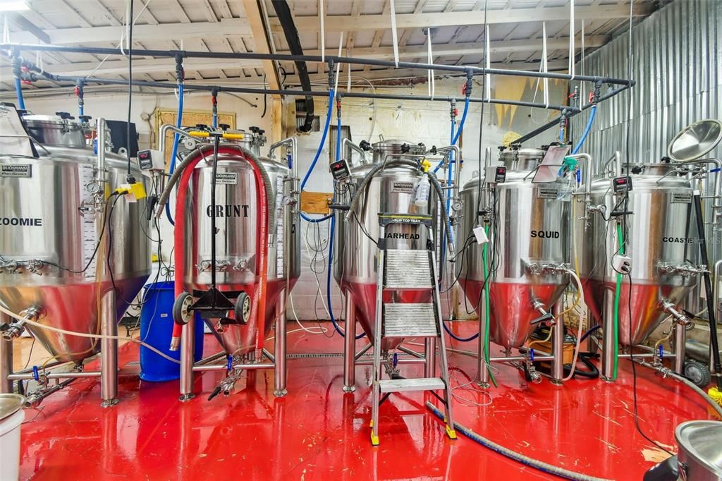 待售: $615,000 (0 贝兹, 0 浴室, 3550 平方英尺)