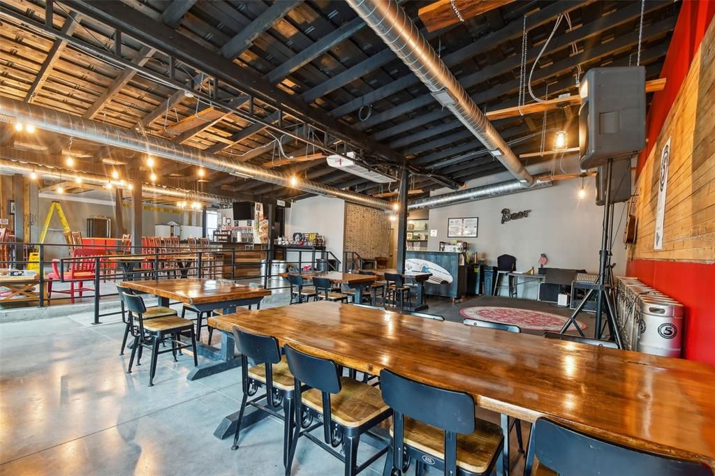 待售: $615,000 (0 贝兹, 0 浴室, 3550 平方英尺)