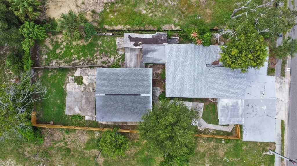 En Venta: $414,000 (5 camas, 0 baños, 1940 Pies cuadrados)