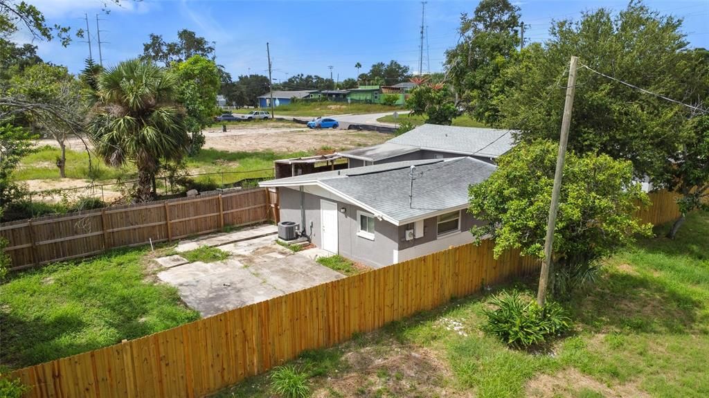 En Venta: $439,000 (5 camas, 0 baños, 1940 Pies cuadrados)