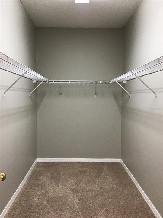 出租: $1,917 (3 贝兹, 2 浴室, 1596 平方英尺)