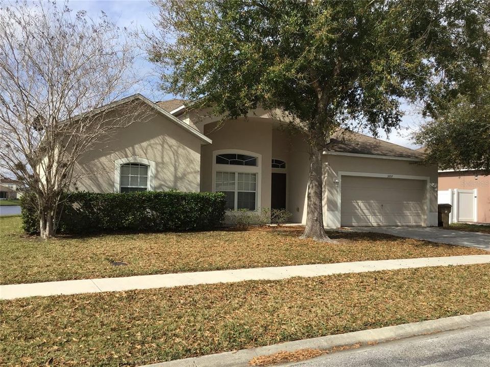 出租: $1,917 (3 贝兹, 2 浴室, 1596 平方英尺)