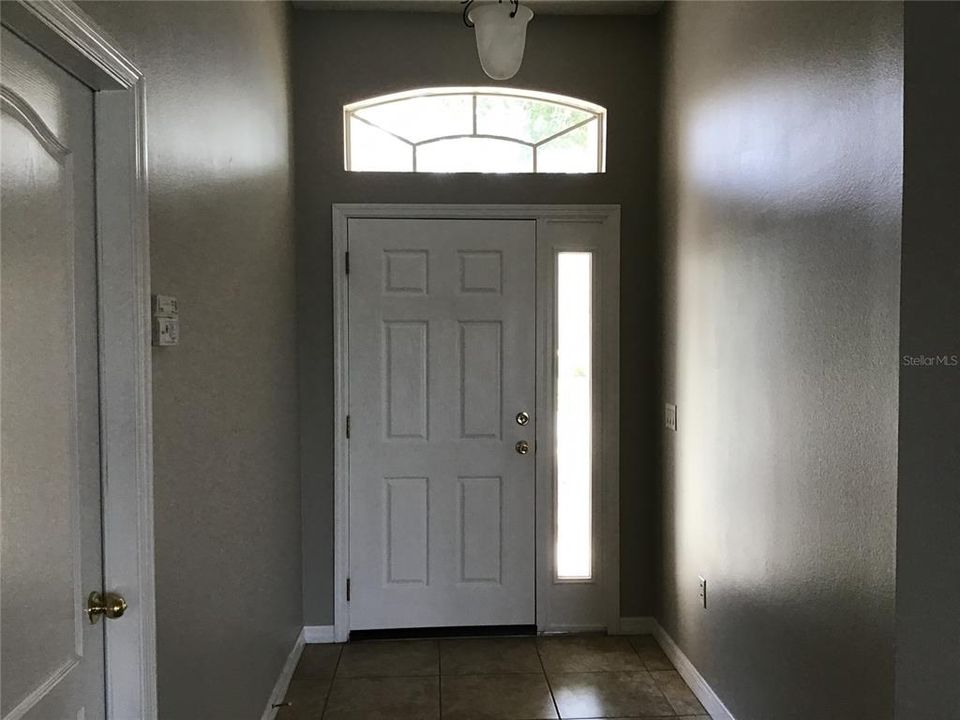 出租: $1,917 (3 贝兹, 2 浴室, 1596 平方英尺)