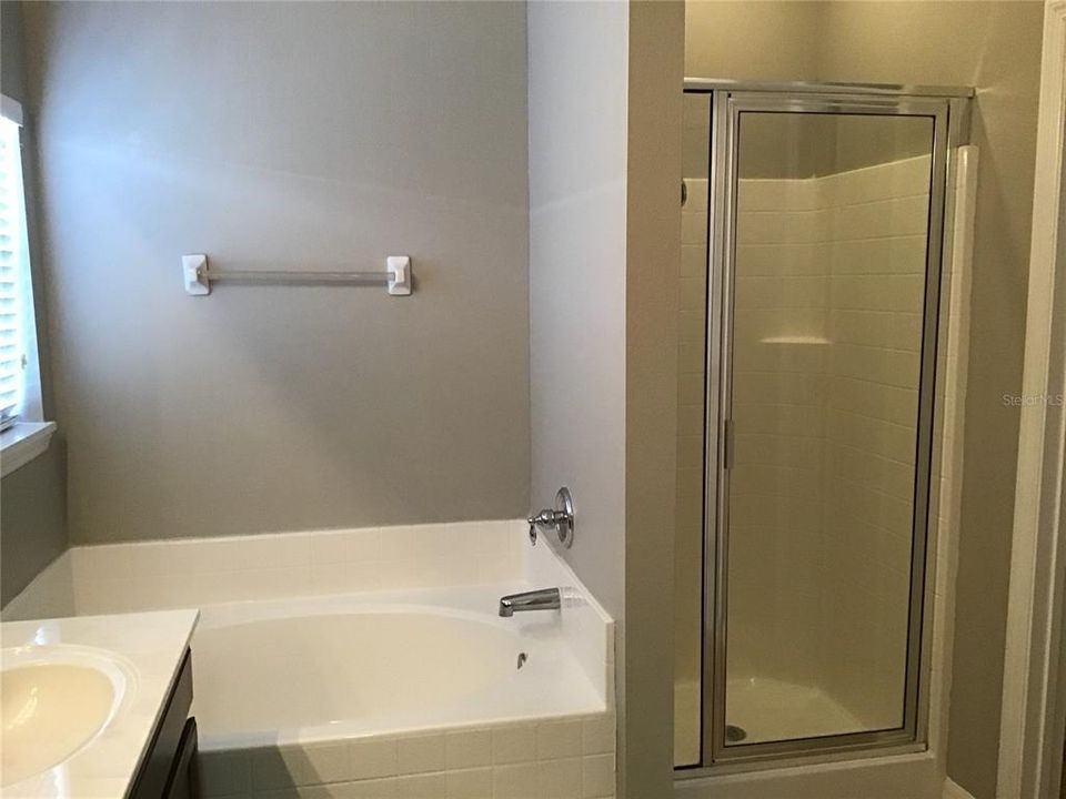 出租: $1,917 (3 贝兹, 2 浴室, 1596 平方英尺)