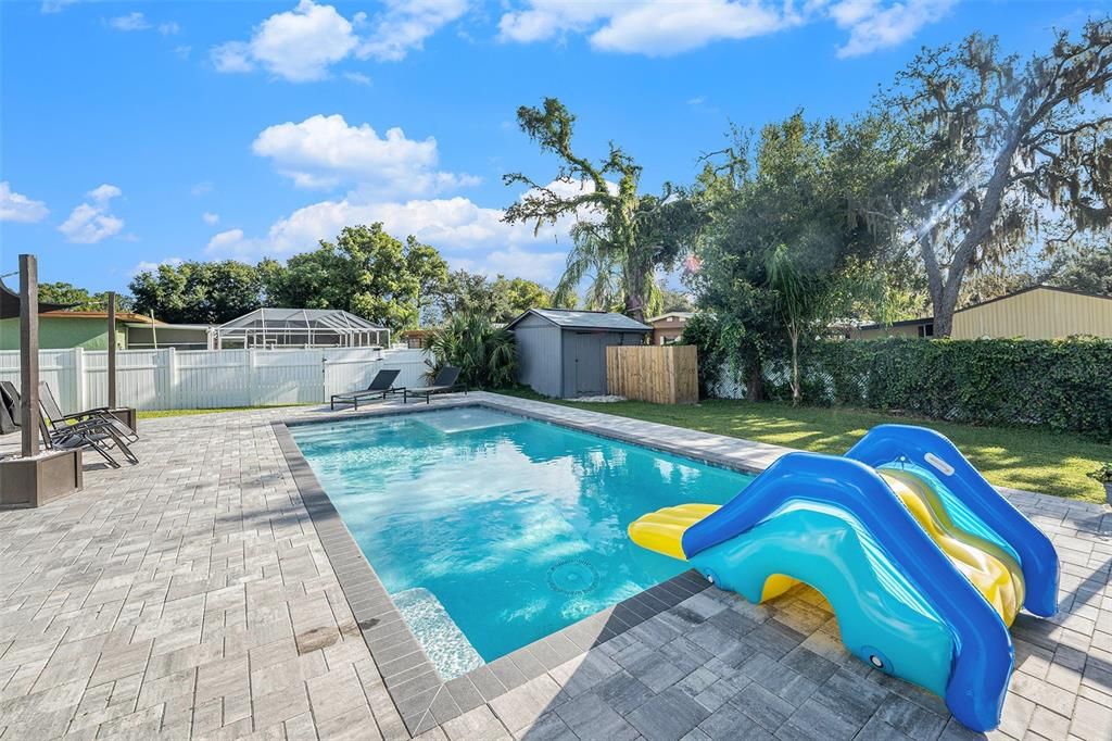 Active With Contract: $449,000 (4 beds, 2 baths, 2174 Square Feet)