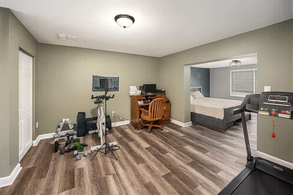 Active With Contract: $449,000 (4 beds, 2 baths, 2174 Square Feet)