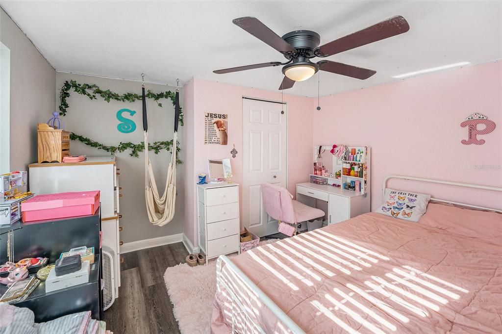 Active With Contract: $449,000 (4 beds, 2 baths, 2174 Square Feet)