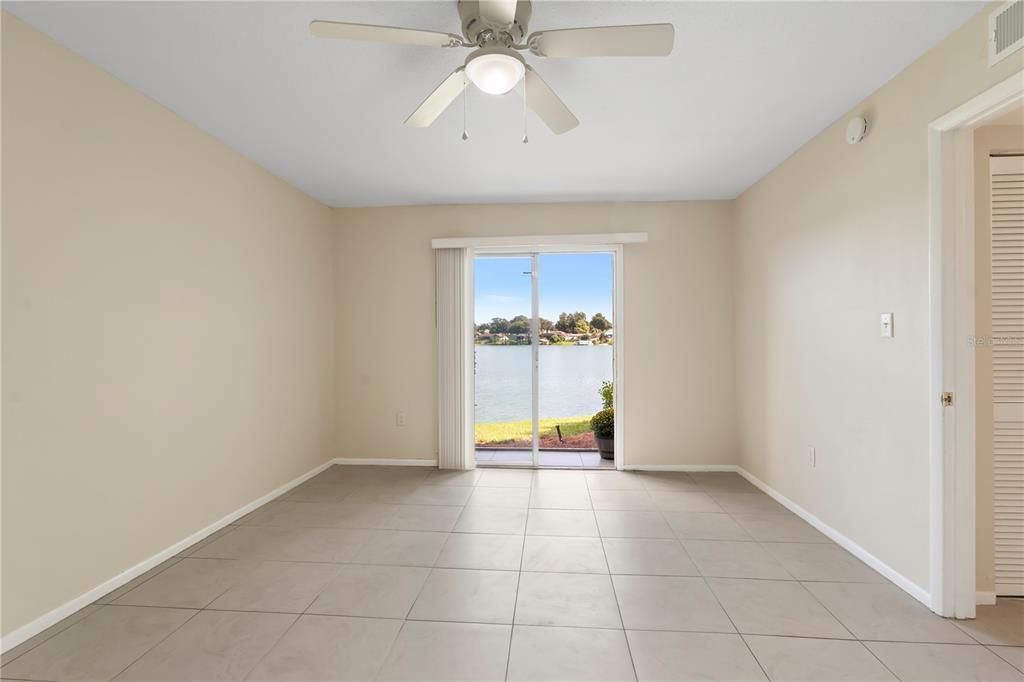 Activo con contrato: $185,999 (2 camas, 2 baños, 1370 Pies cuadrados)