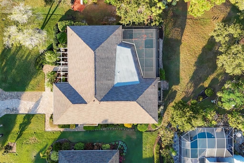 Под контрактом: $625,000 (3 спален, 3 ванн, 2249 Квадратных фут)