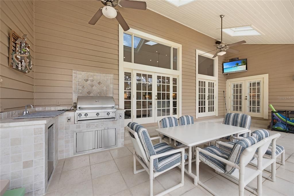 Active With Contract: $810,000 (4 beds, 3 baths, 3176 Square Feet)