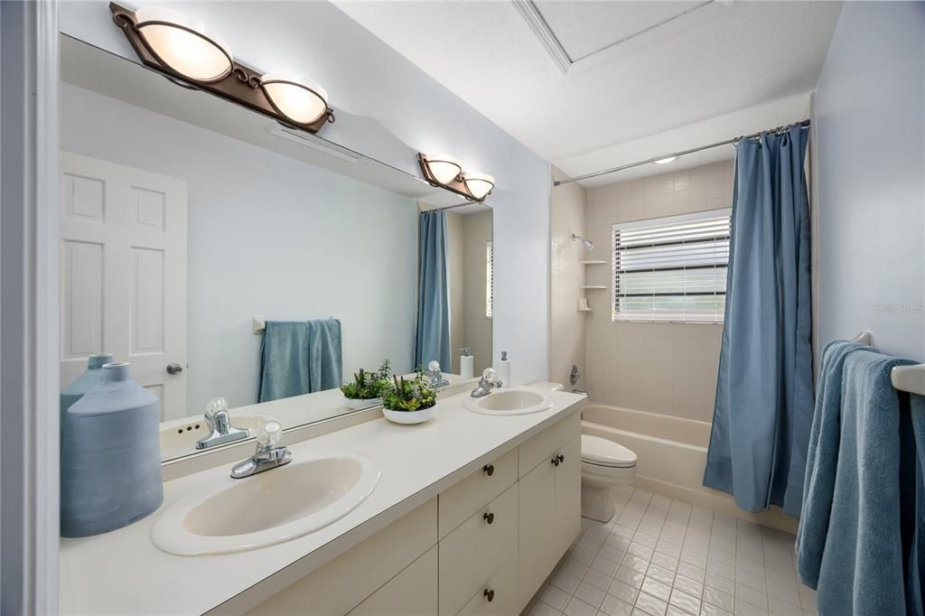 Active With Contract: $810,000 (4 beds, 3 baths, 3176 Square Feet)