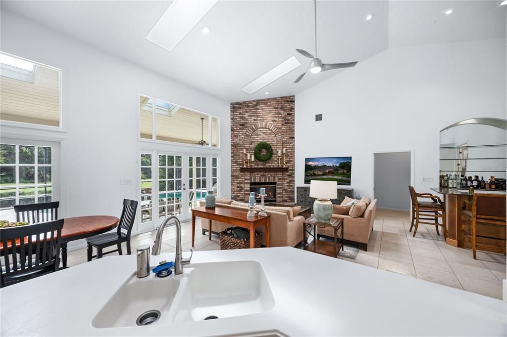 Active With Contract: $810,000 (4 beds, 3 baths, 3176 Square Feet)