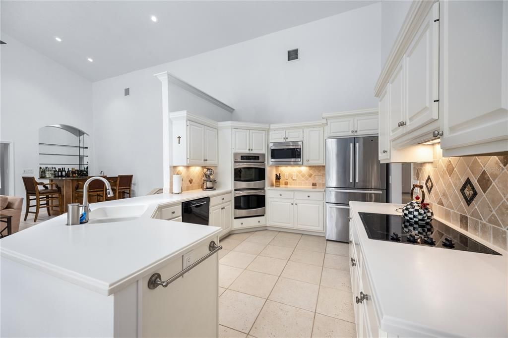 Active With Contract: $810,000 (4 beds, 3 baths, 3176 Square Feet)