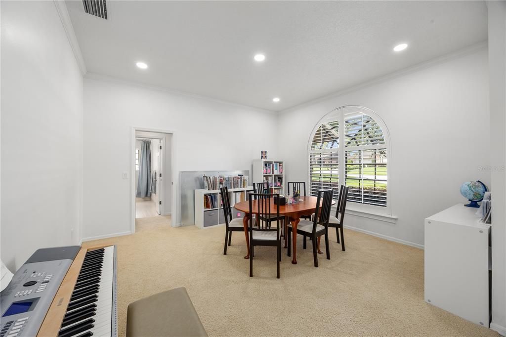 Active With Contract: $810,000 (4 beds, 3 baths, 3176 Square Feet)