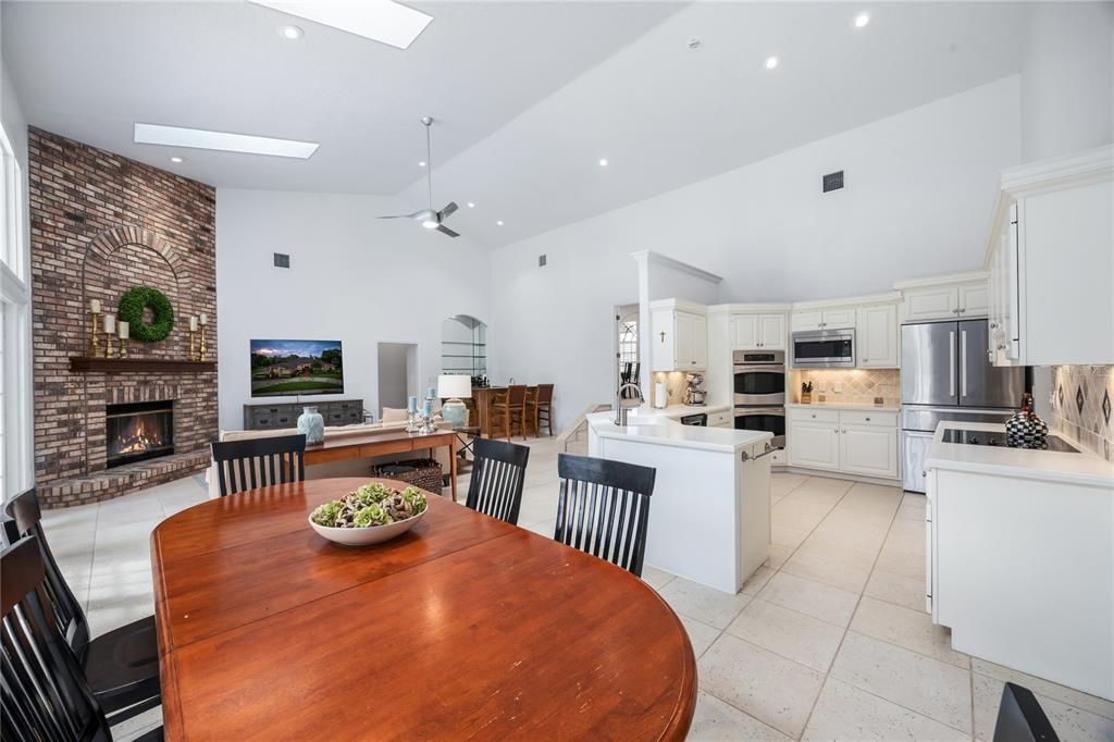 Active With Contract: $810,000 (4 beds, 3 baths, 3176 Square Feet)