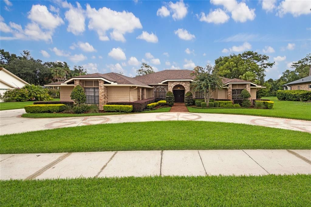 Active With Contract: $810,000 (4 beds, 3 baths, 3176 Square Feet)