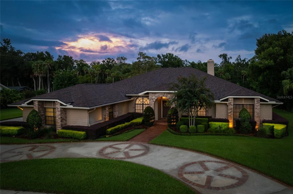 Active With Contract: $810,000 (4 beds, 3 baths, 3176 Square Feet)