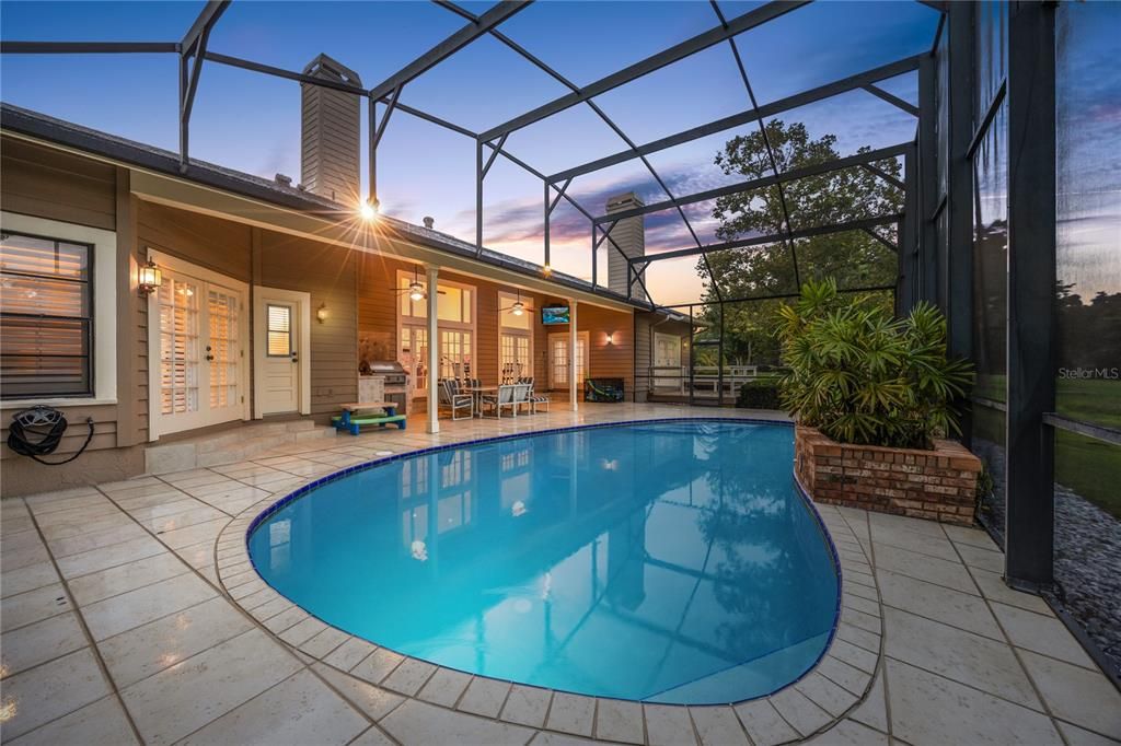 Active With Contract: $810,000 (4 beds, 3 baths, 3176 Square Feet)