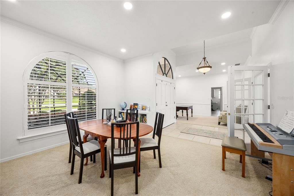 Active With Contract: $810,000 (4 beds, 3 baths, 3176 Square Feet)