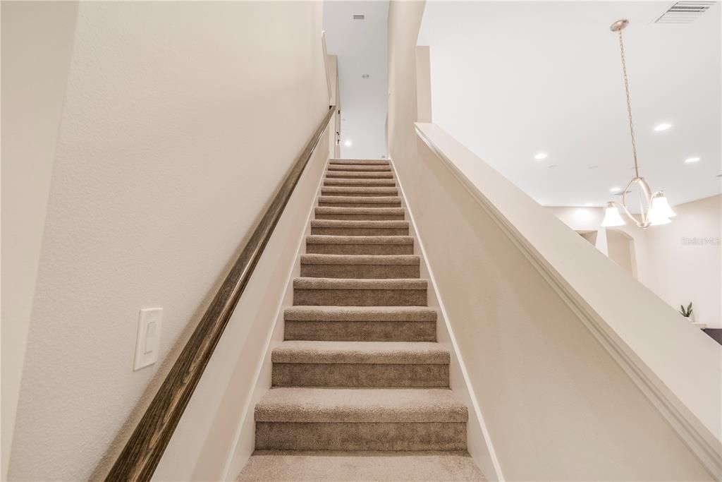 For Sale: $1,080,000 (5 beds, 4 baths, 3638 Square Feet)