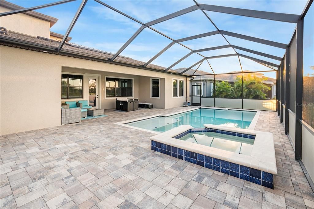 For Sale: $1,080,000 (5 beds, 4 baths, 3638 Square Feet)