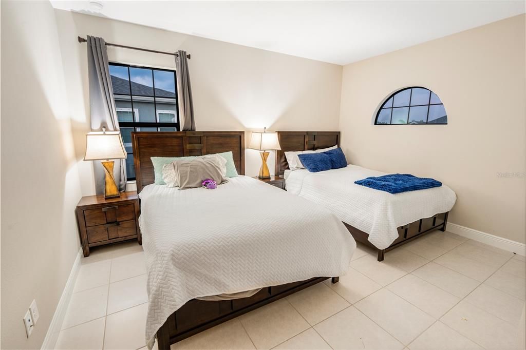 For Sale: $1,080,000 (5 beds, 4 baths, 3638 Square Feet)