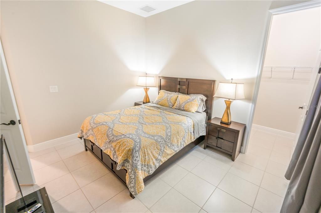 For Sale: $1,080,000 (5 beds, 4 baths, 3638 Square Feet)