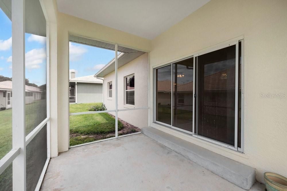 合同活跃: $220,000 (3 贝兹, 2 浴室, 1584 平方英尺)