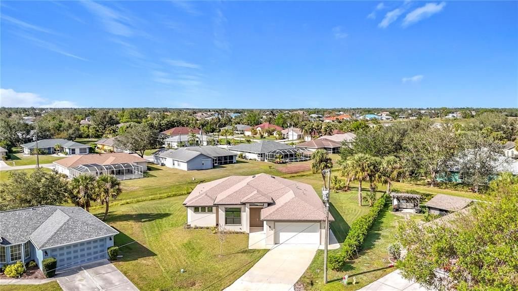 For Rent: $2,200 (3 beds, 2 baths, 1866 Square Feet)