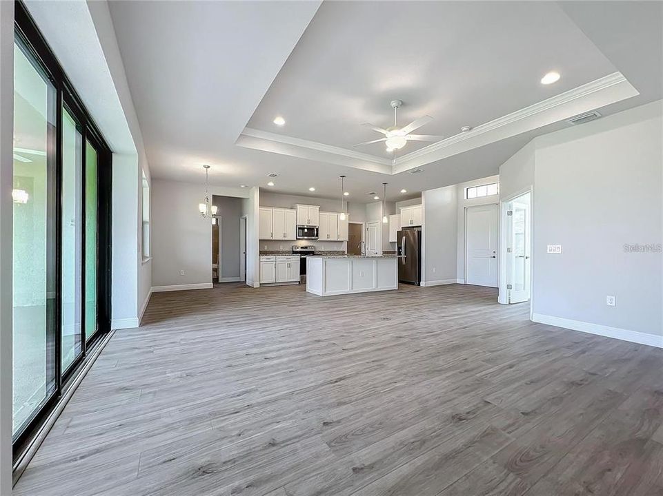 For Rent: $2,200 (3 beds, 2 baths, 1866 Square Feet)