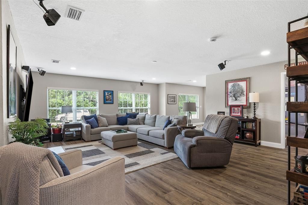 待售: $899,900 (5 贝兹, 2 浴室, 2951 平方英尺)