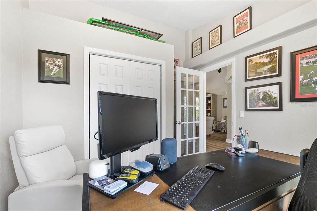 待售: $899,900 (5 贝兹, 2 浴室, 2951 平方英尺)