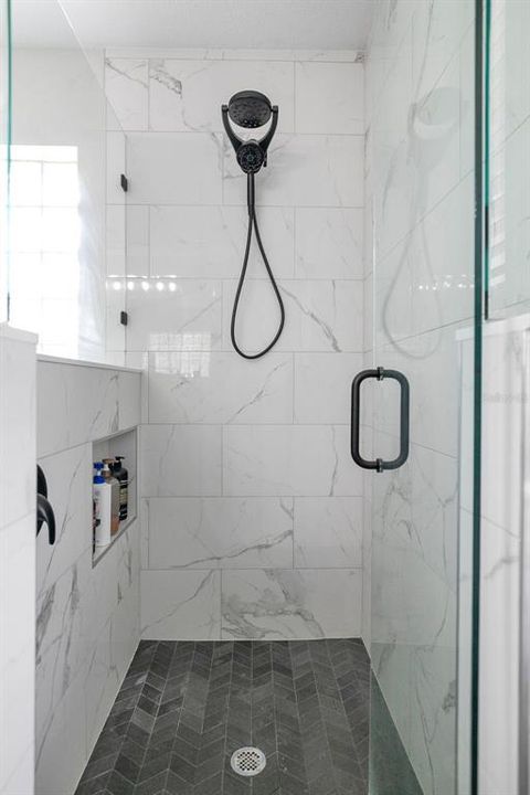 待售: $899,900 (5 贝兹, 2 浴室, 2951 平方英尺)