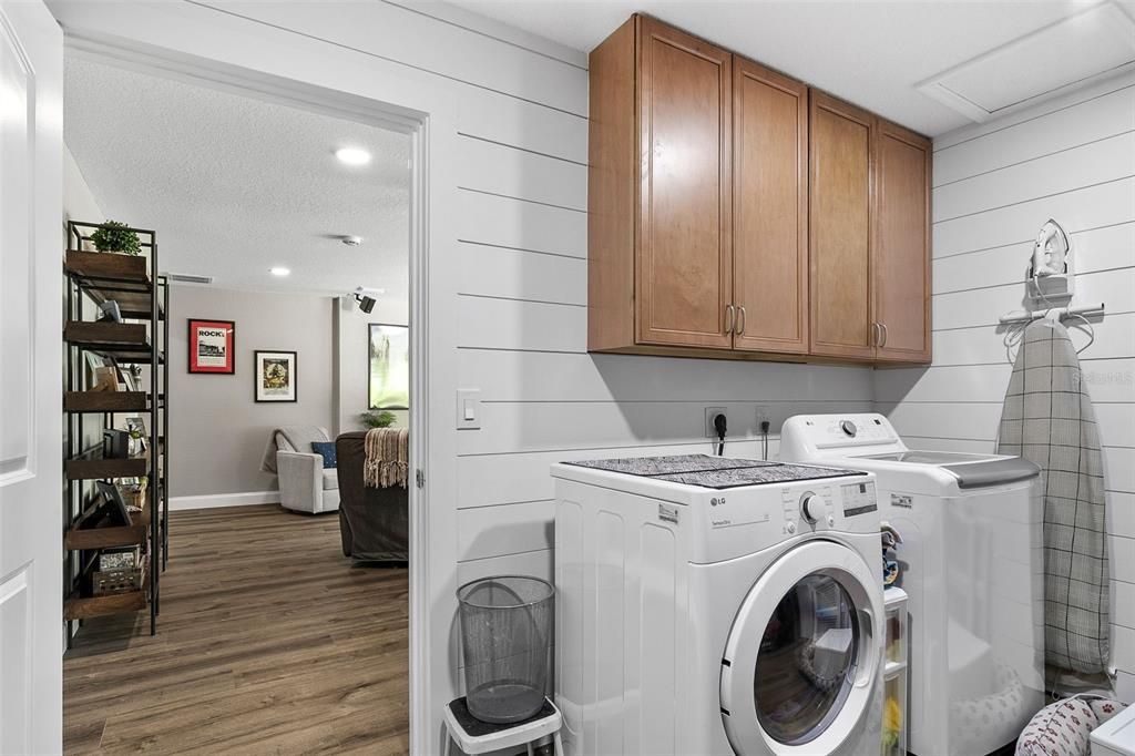 待售: $899,900 (5 贝兹, 2 浴室, 2951 平方英尺)