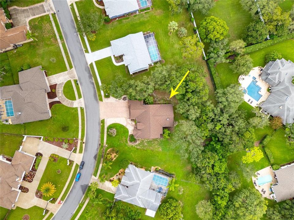 For Sale: $400,000 (4 beds, 3 baths, 2527 Square Feet)